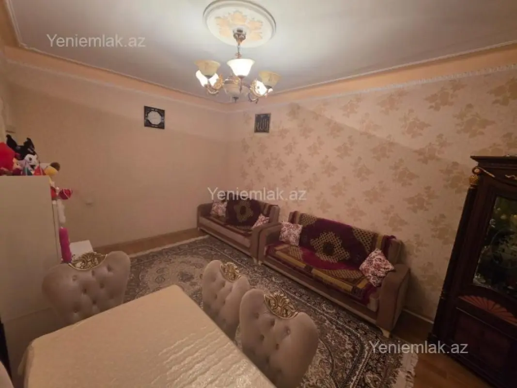 Satılır 3 otaqlı köhnə tikili 76 m²