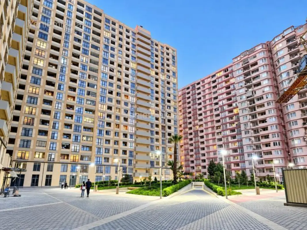 Satılır 3 otaqlı yeni tikili 75 m²