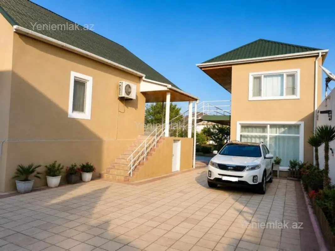 Satılır 6 otaqlı həyət evi 400 m²