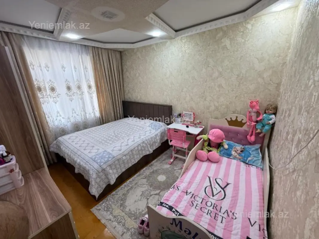 Satılır 3 otaqlı köhnə tikili 75 m²