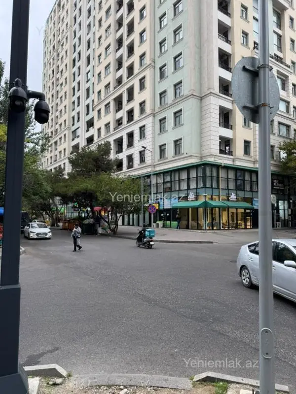 Satılır 3 otaqlı yeni tikili 90 m²