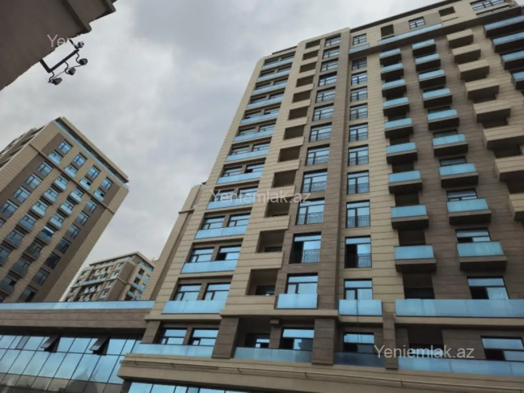 Satılır 5 otaqlı yeni tikili 267 m²