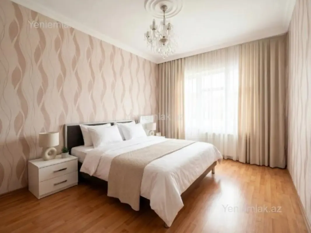 Satılır 4 otaqlı köhnə tikili 100 m²