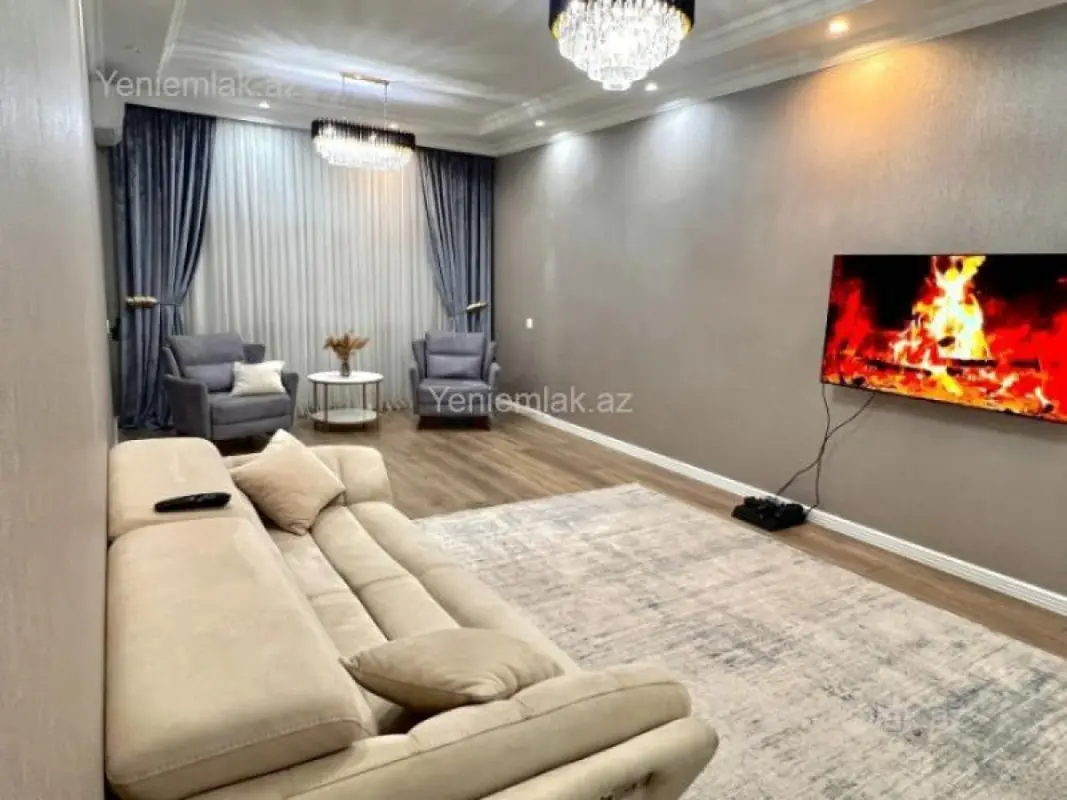 Satılır 3 otaqlı yeni tikili 120 m²