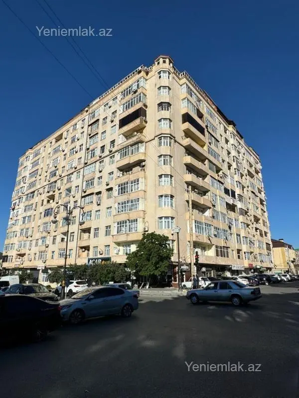 Satılır 3 otaqlı yeni tikili 122 m²
