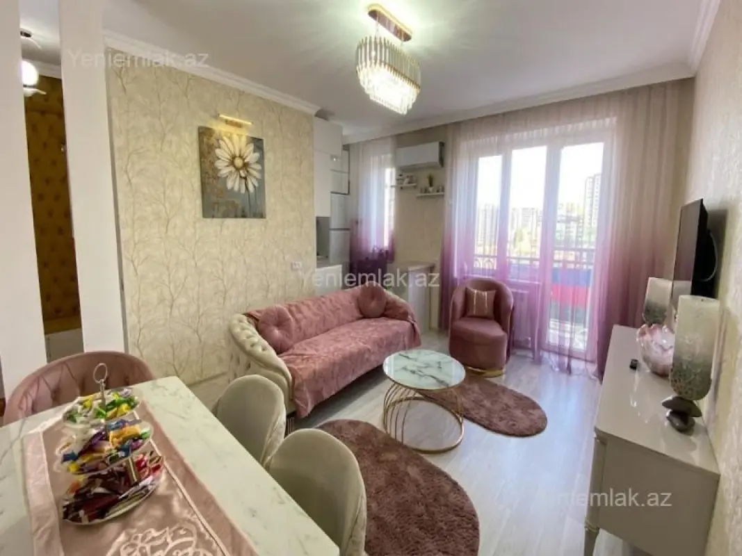 Satılır 2 otaqlı köhnə tikili 55 m²