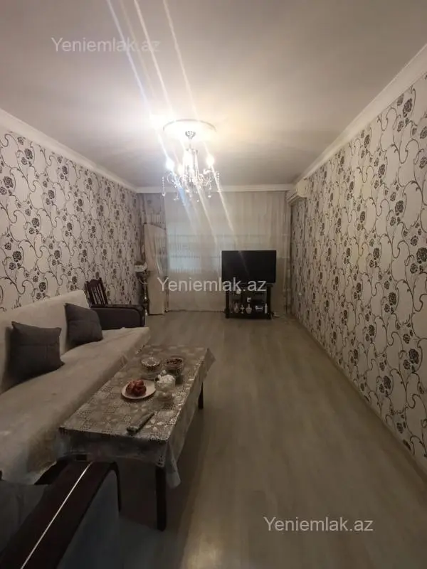 Satılır 2 otaqlı köhnə tikili 46 m²