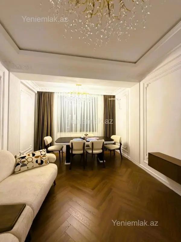 Satılır 3 otaqlı yeni tikili 120 m²