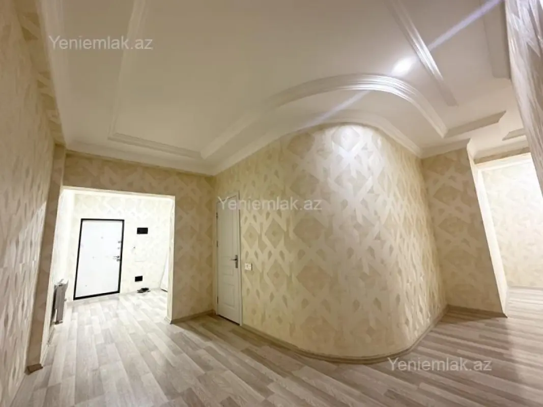 Satılır 3 otaqlı yeni tikili 129.8 m²