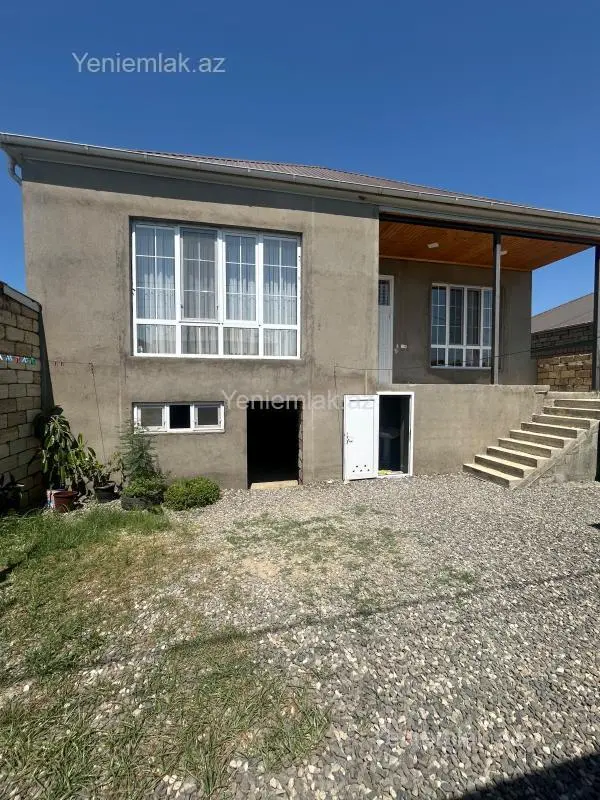 Satılır 4 otaqlı həyət evi 144 m²
