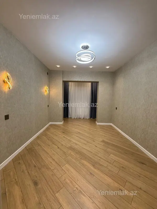 Satılır 2 otaqlı köhnə tikili 60 m²