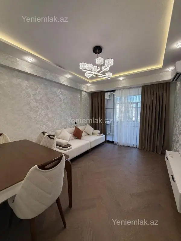 Satılır 3 otaqlı yeni tikili 80 m²