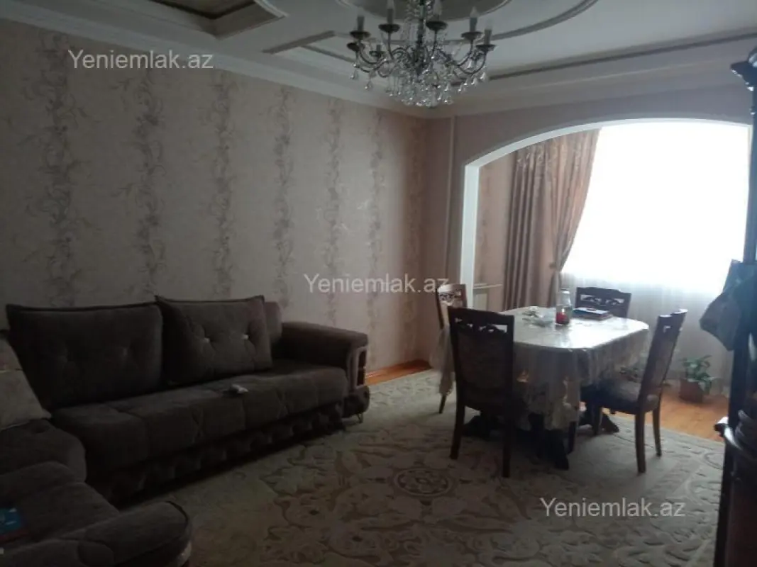 Satılır 3 otaqlı köhnə tikili 70 m²