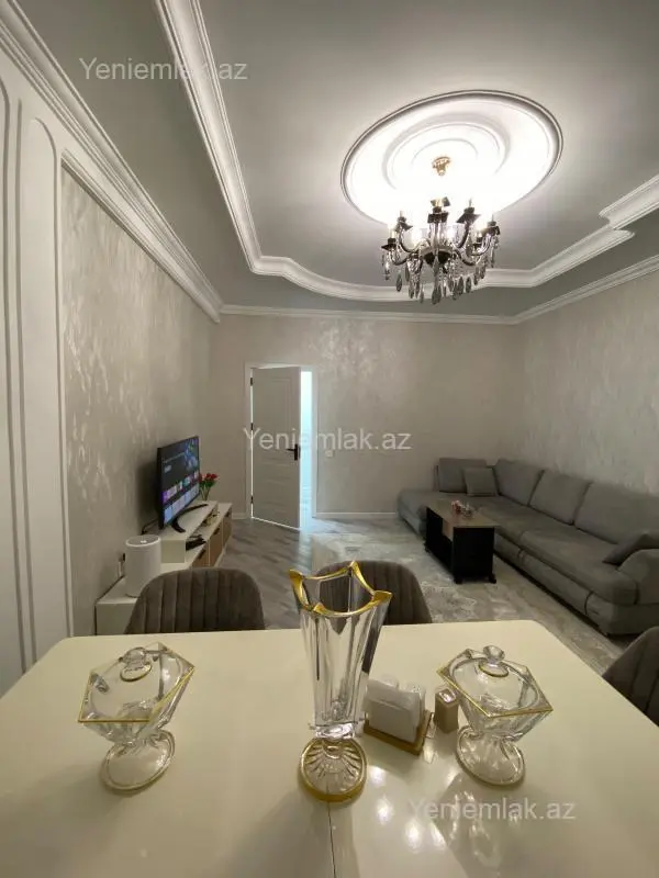 Satılır 2 otaqlı yeni tikili 62 m²