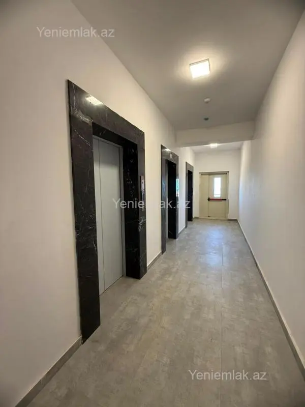 Satılır 3 otaqlı yeni tikili 140 m²