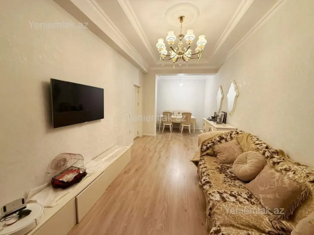 Satılır 3 otaqlı yeni tikili 92.5 m²