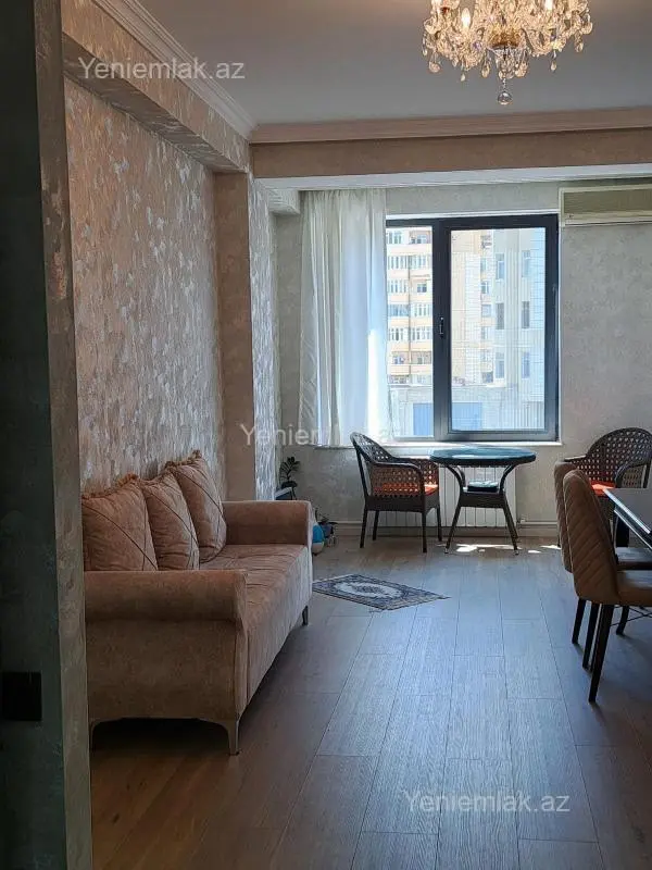 Satılır 2 otaqlı yeni tikili 60 m²
