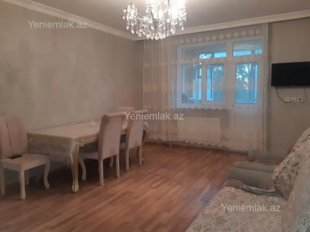 Satılır 9 otaqlı köhnə tikili 78 m²
