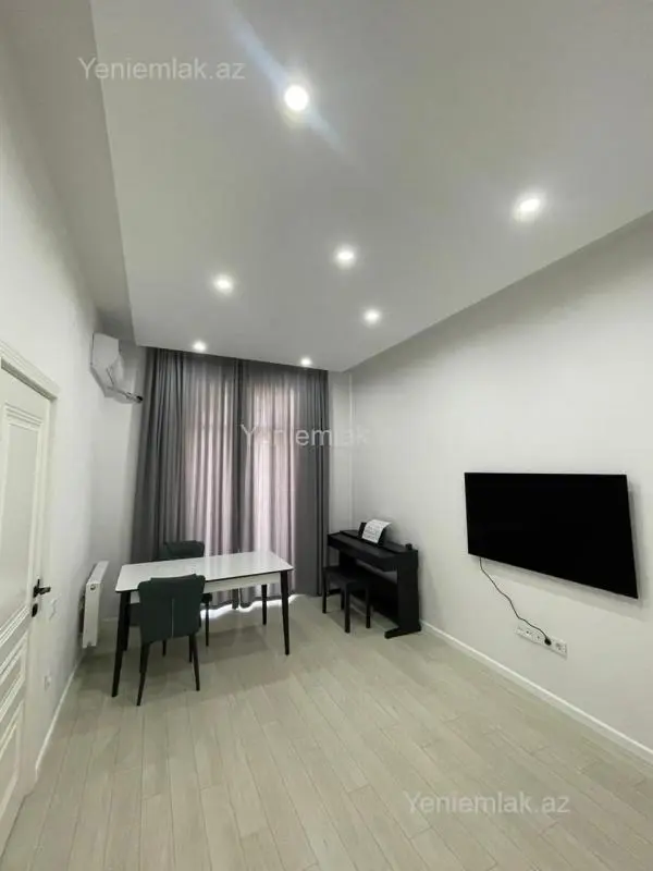 Satılır 1 otaqlı yeni tikili 40 m²
