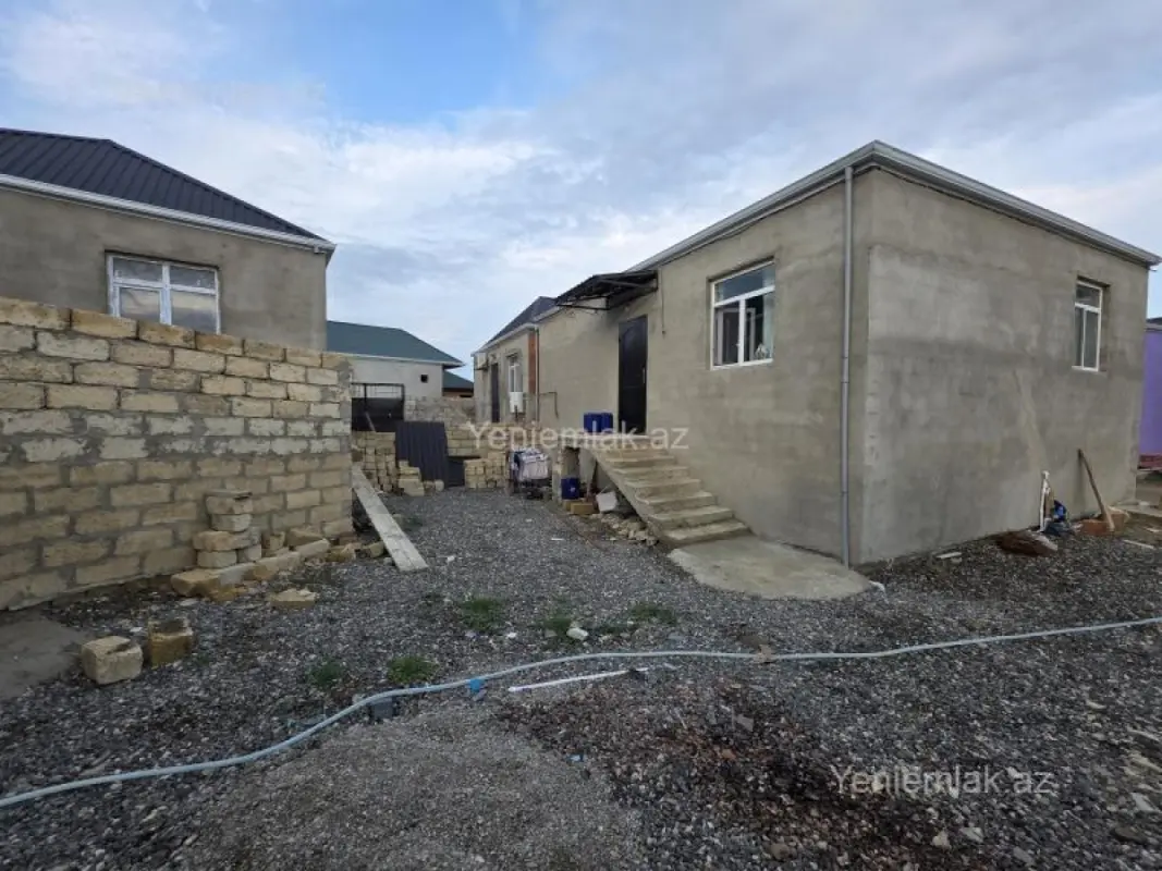 Satılır 3 otaqlı həyət evi 70 m²