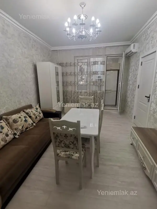 Satılır 1 otaqlı köhnə tikili 36 m²