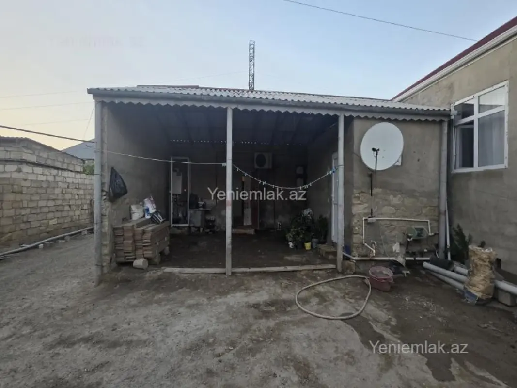 Satılır 3 otaqlı həyət evi 80 m²