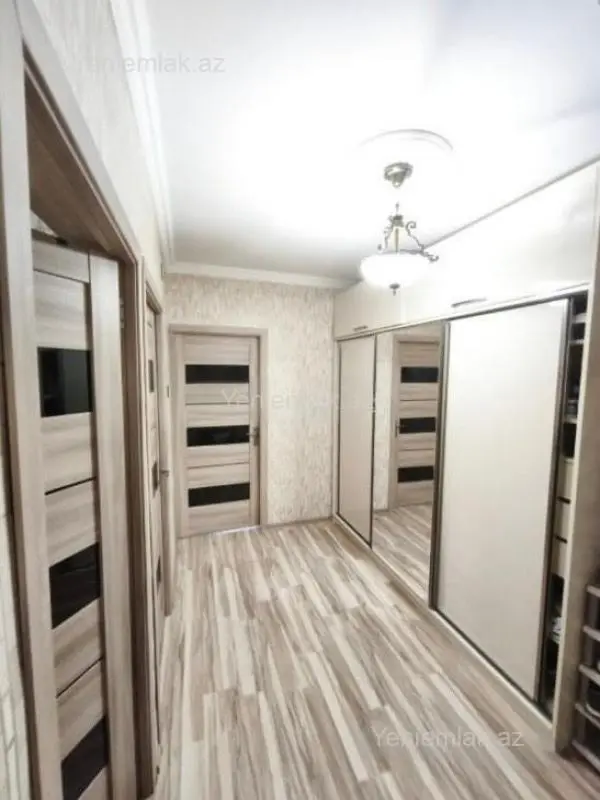 Satılır 2 otaqlı köhnə tikili 50 m²