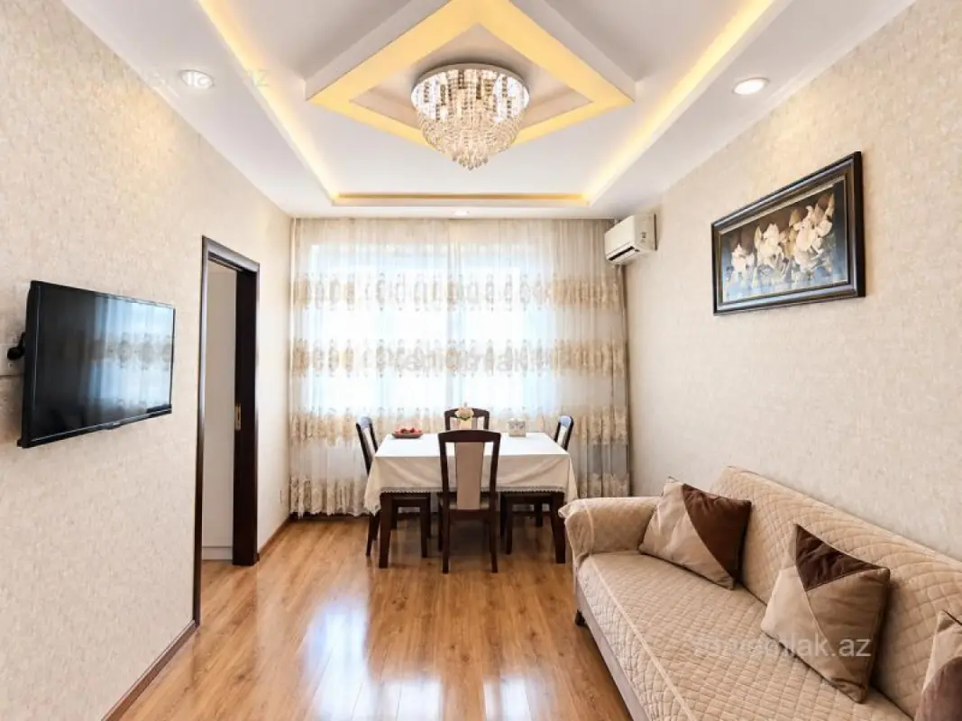 Satılır 1 otaqlı köhnə tikili 33 m²