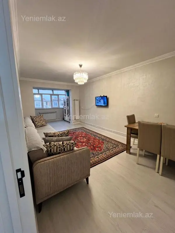 Satılır 3 otaqlı köhnə tikili 70 m²