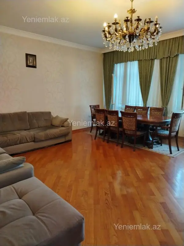 Satılır 4 otaqlı yeni tikili 135 m²