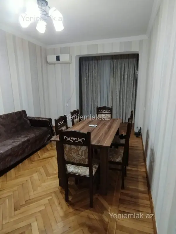 Satılır 2 otaqlı köhnə tikili 55 m²