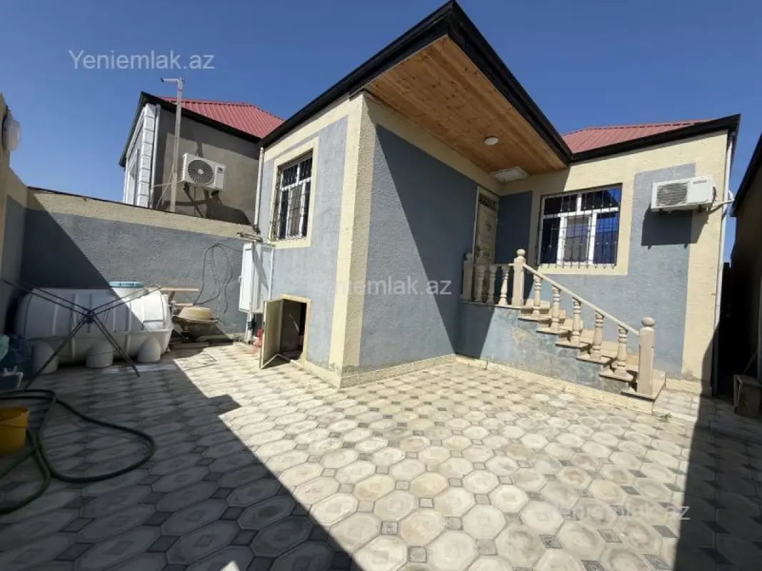 Satılır 2 otaqlı həyət evi 50 m²