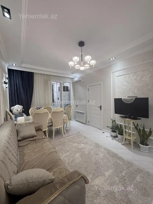Satılır 1 otaqlı köhnə tikili 36 m²