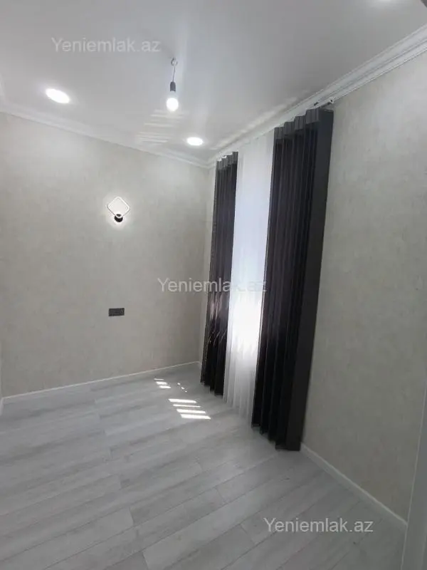 Satılır 3 otaqlı yeni tikili 100 m²