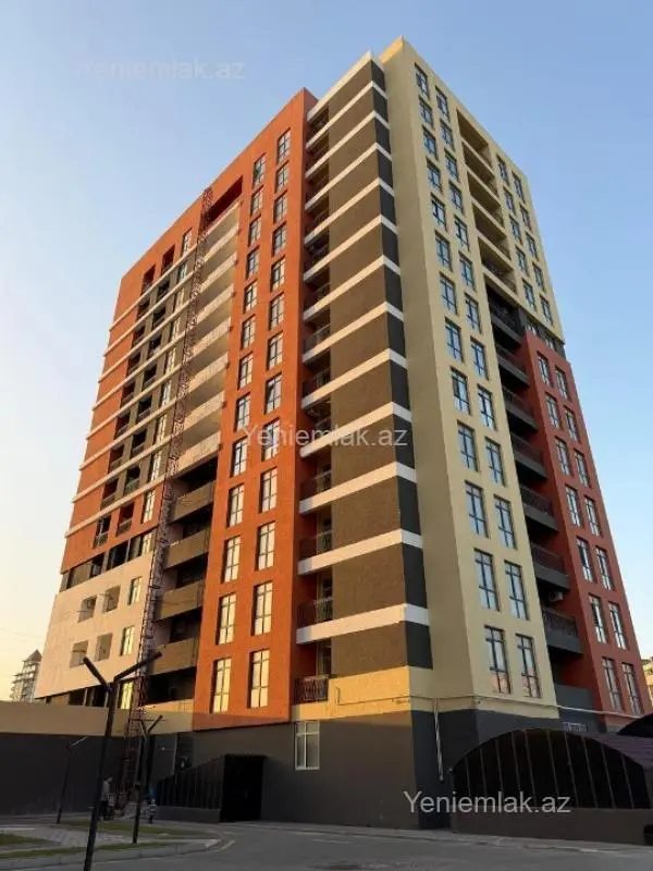 Satılır 3 otaqlı yeni tikili 115 m²