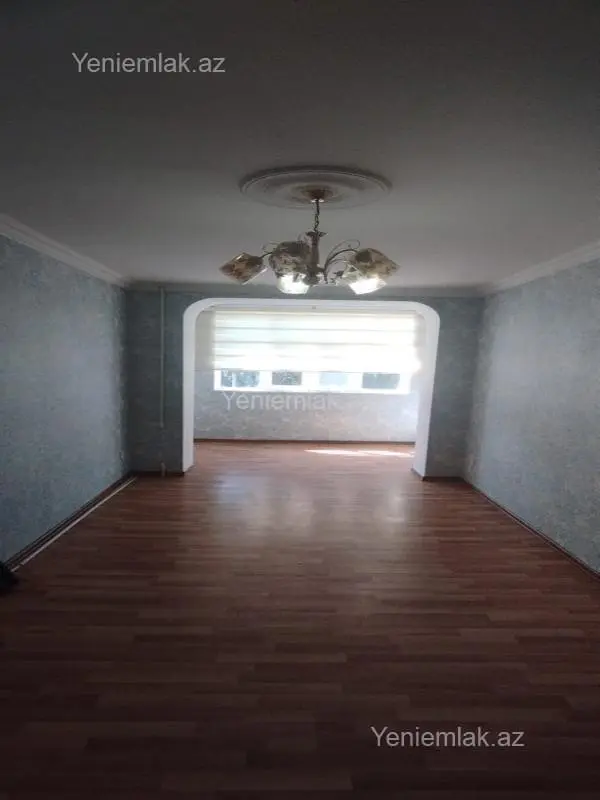 Satılır 2 otaqlı köhnə tikili 45 m²