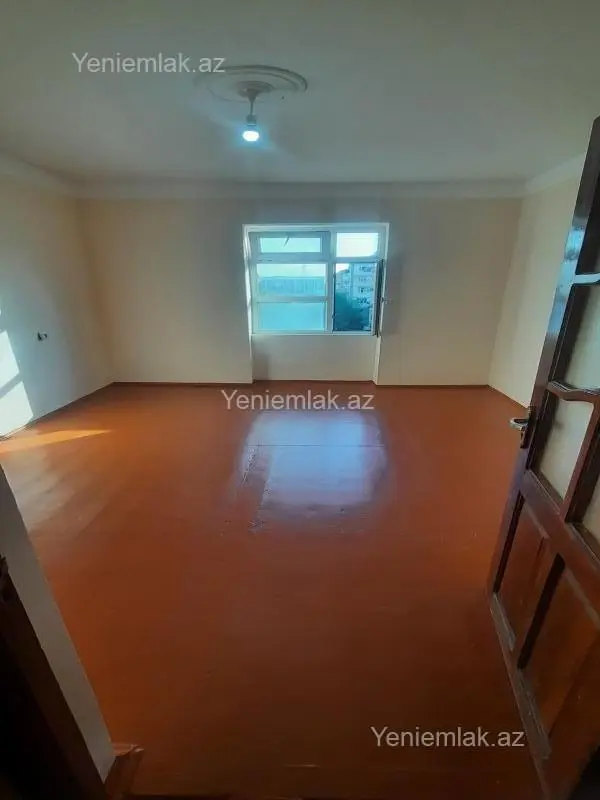Satılır 2 otaqlı köhnə tikili 48 m²