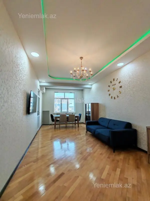 Satılır 2 otaqlı yeni tikili 68 m²