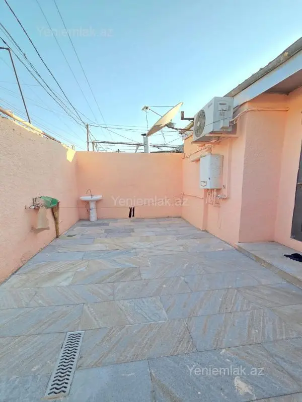 Satılır 3 otaqlı həyət evi 75 m²