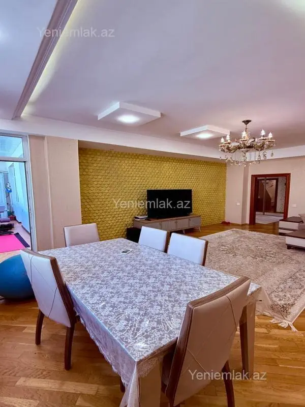Satılır 3 otaqlı yeni tikili 125 m²