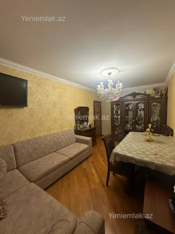 Satılır 3 otaqlı köhnə tikili 86 m²