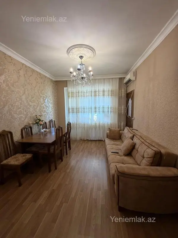 Satılır 2 otaqlı köhnə tikili 50 m²