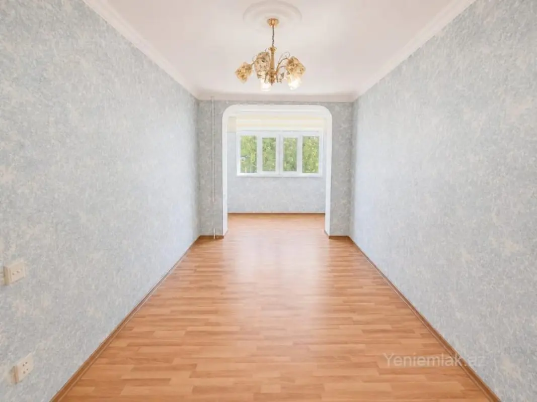 Satılır 2 otaqlı köhnə tikili 50 m²