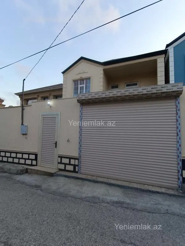 Satılır 5 otaqlı həyət evi 160 m²