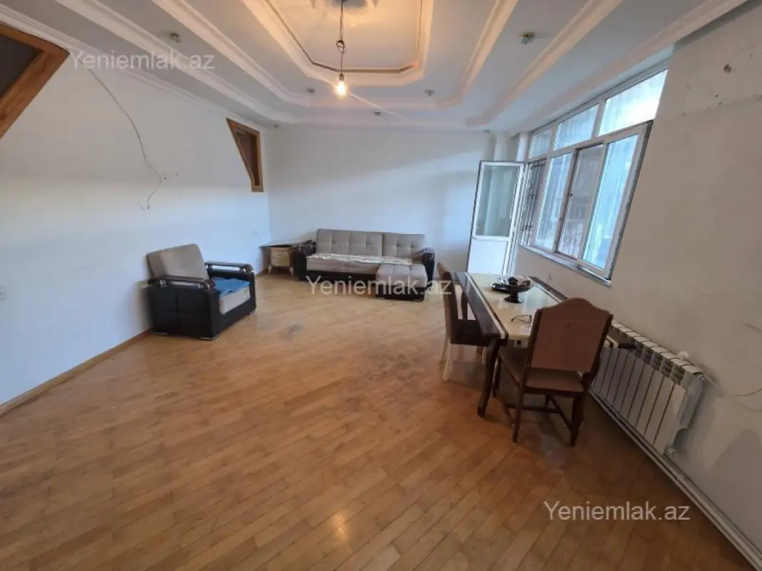 Satılır 3 otaqlı yeni tikili 120 m²