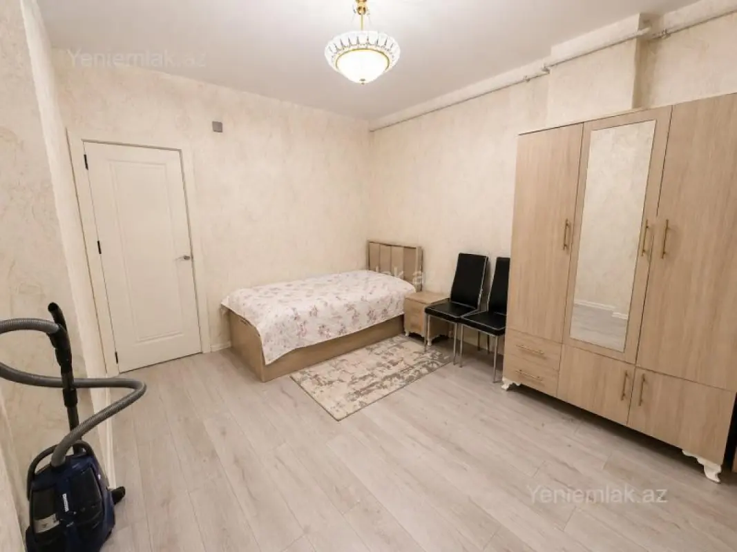 Satılır 3 otaqlı yeni tikili 95 m²
