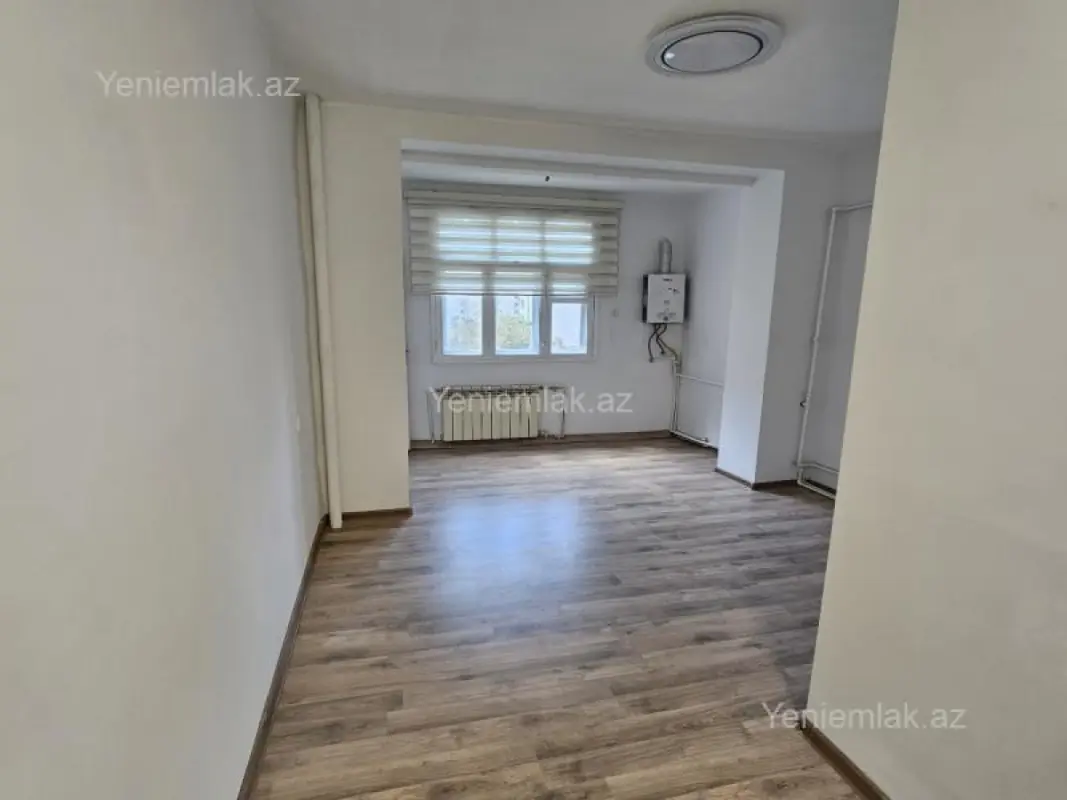 Satılır 2 otaqlı köhnə tikili 45 m²
