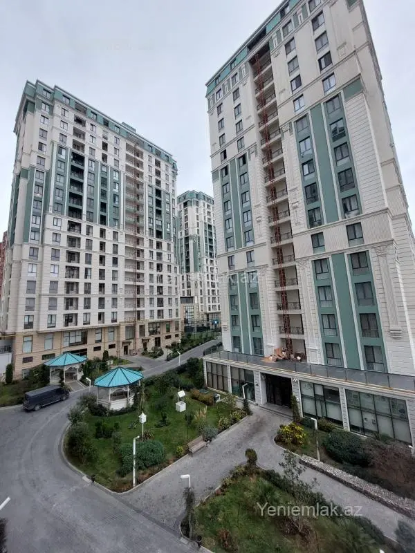 Satılır 2 otaqlı yeni tikili 93 m²
