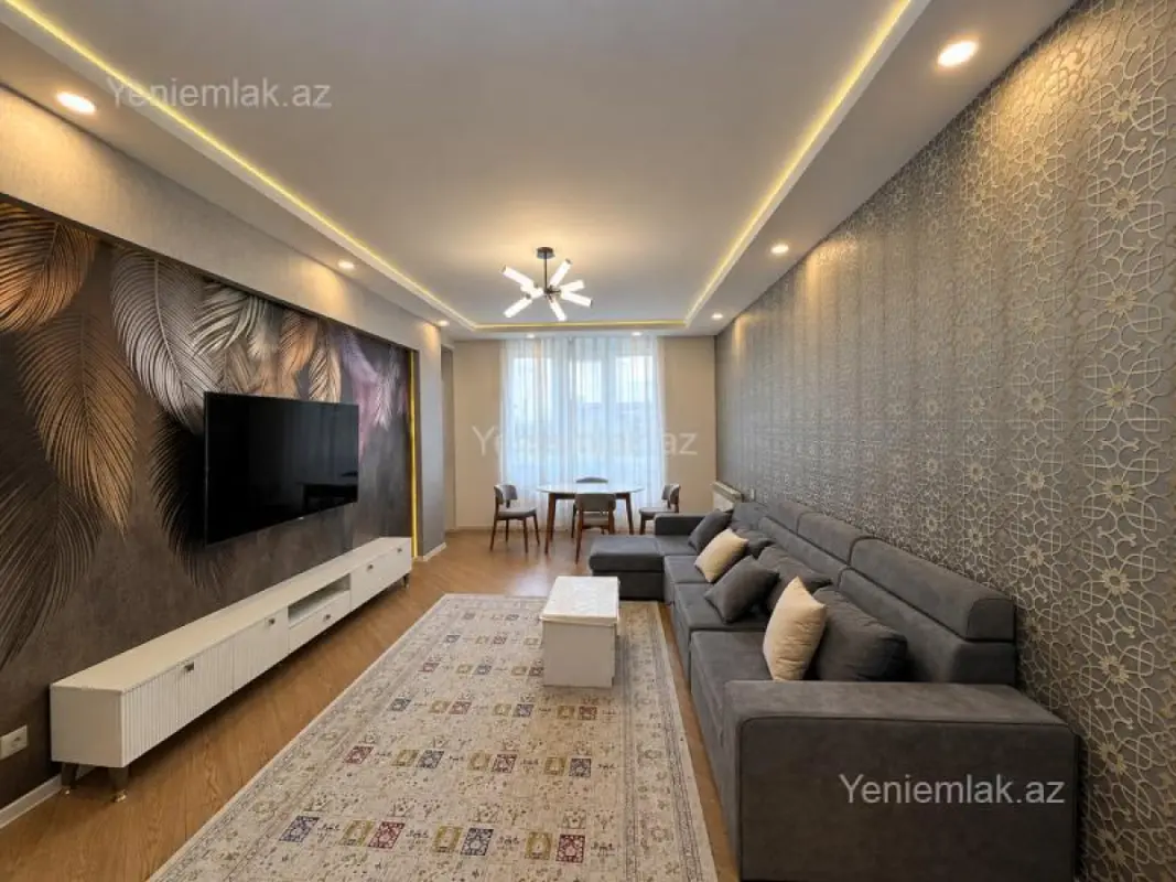 Satılır 3 otaqlı yeni tikili 128 m²
