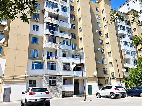 Satılır 4 otaqlı köhnə tikili 110 m² — Bakı, Suraxanı 4 otaq 110.00 m²